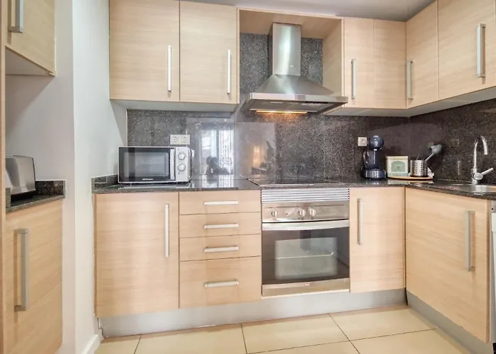 Superior One-Bedroom Apartment